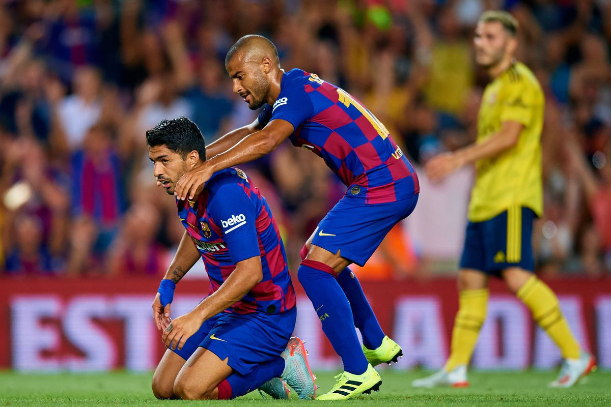 ބާސެލޯނާ ކުޅުން ތެރިން އުފާ ފާޅުކުރަނީ