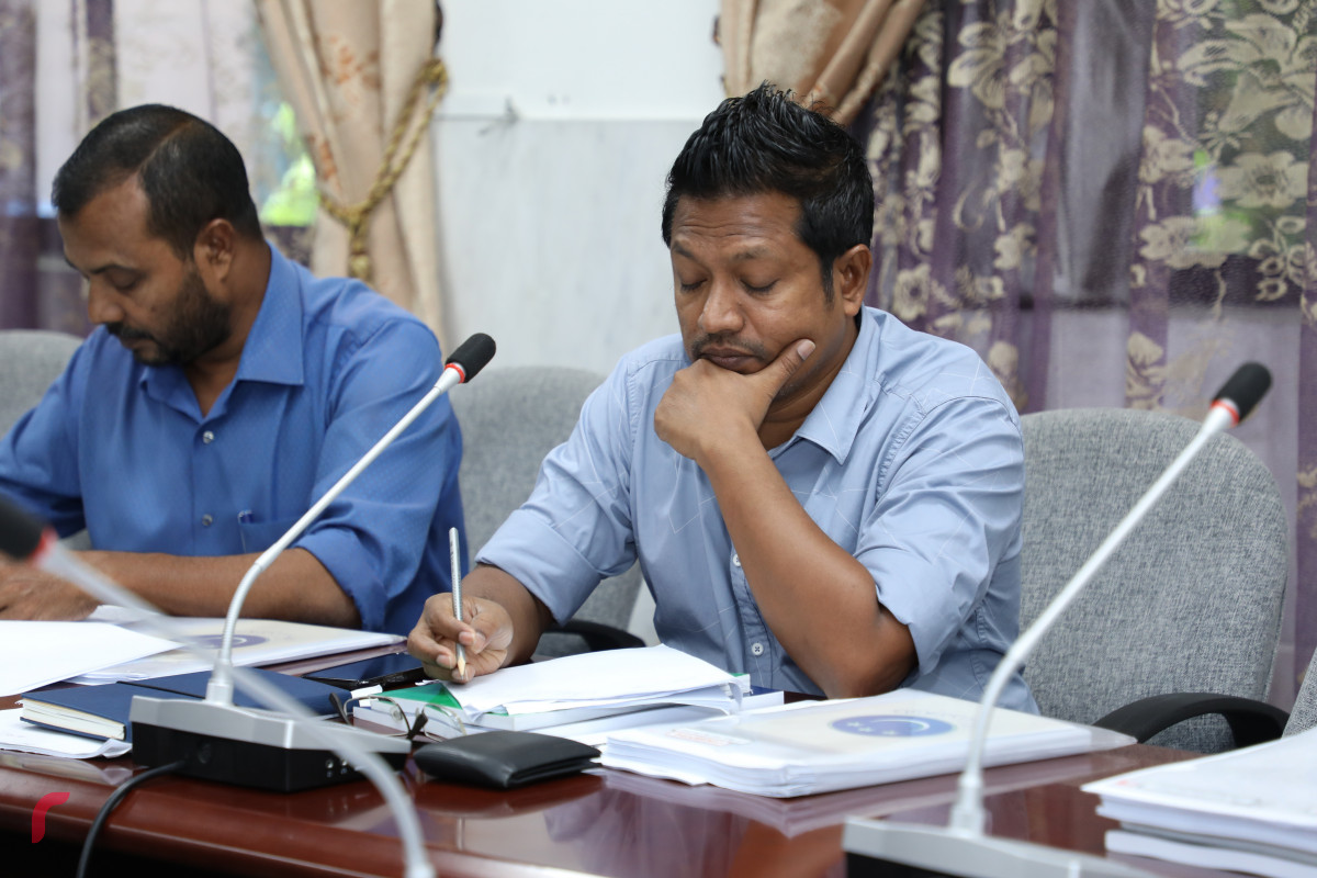 މަޖްލީސް ހިއުމަން ރައިޓްސް ކޮމެޓީގެ ބައްދަލުވުން -- ފޮޓޯ: ޔޫސުފް ސޮފްވާން