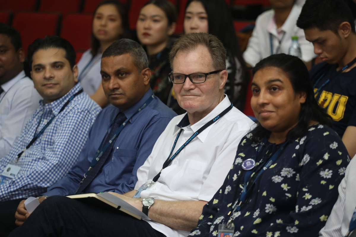 12 ޖޫން 2019 - - އޭޝިޔާ ޕެސިފިކް ޔުނިވަރސިޓީގެ ދަރިވަރުން ދިވެހިރާއްޖޭގެ ގައުމީ ޔުނިވަރސިޓީ އަށް ޒިޔާރަތް ކުރުން-- ފޮޓޯ: ޝުއައިބް މުހައްމަދު