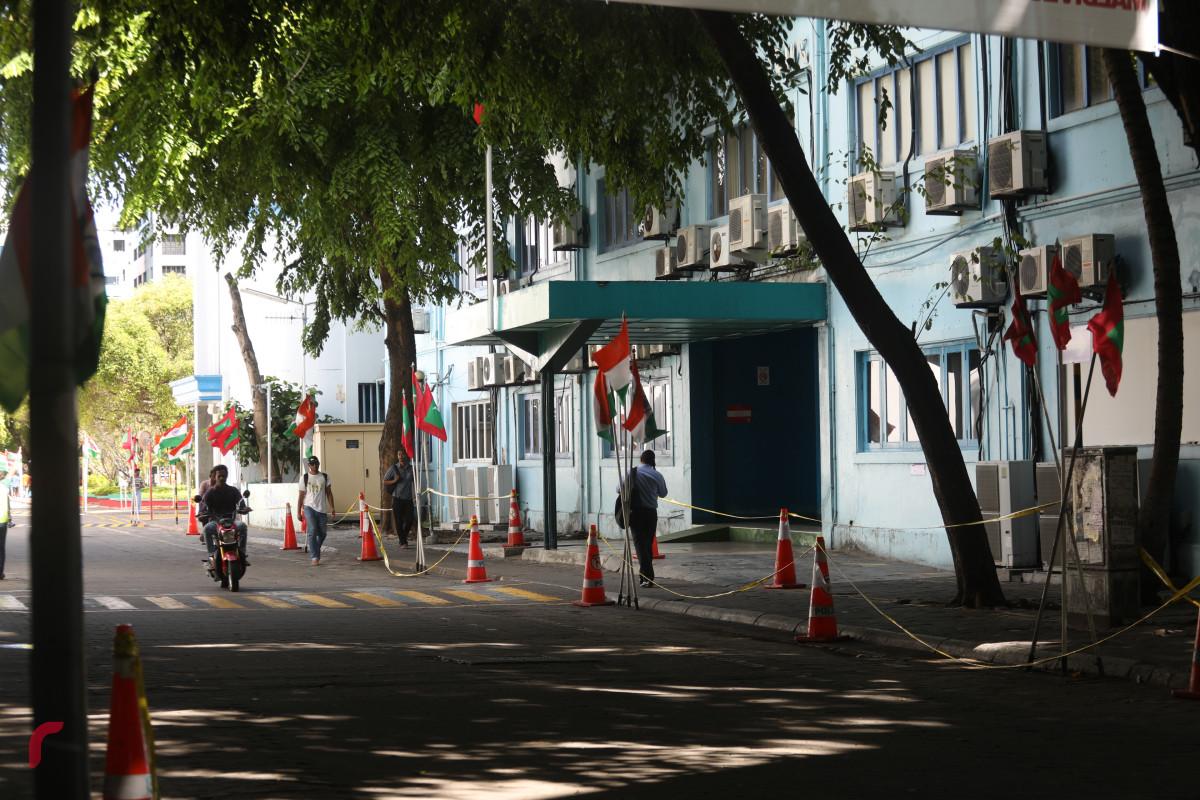 08 ޖޫން 2019 -- އިންޑިޔާގެ ބޮޑުވަޒީރު ނަރެންދުރާ މޯދީއަށް މަރުހަބާ ދެންނެވުމުގެ ގޮތުން މާލޭގެ މަގުތައް ޒީނަތްތެރި ކޮށްފައި-- ފޮޓޯ: ޝުއައިބް މުހައްމަދު