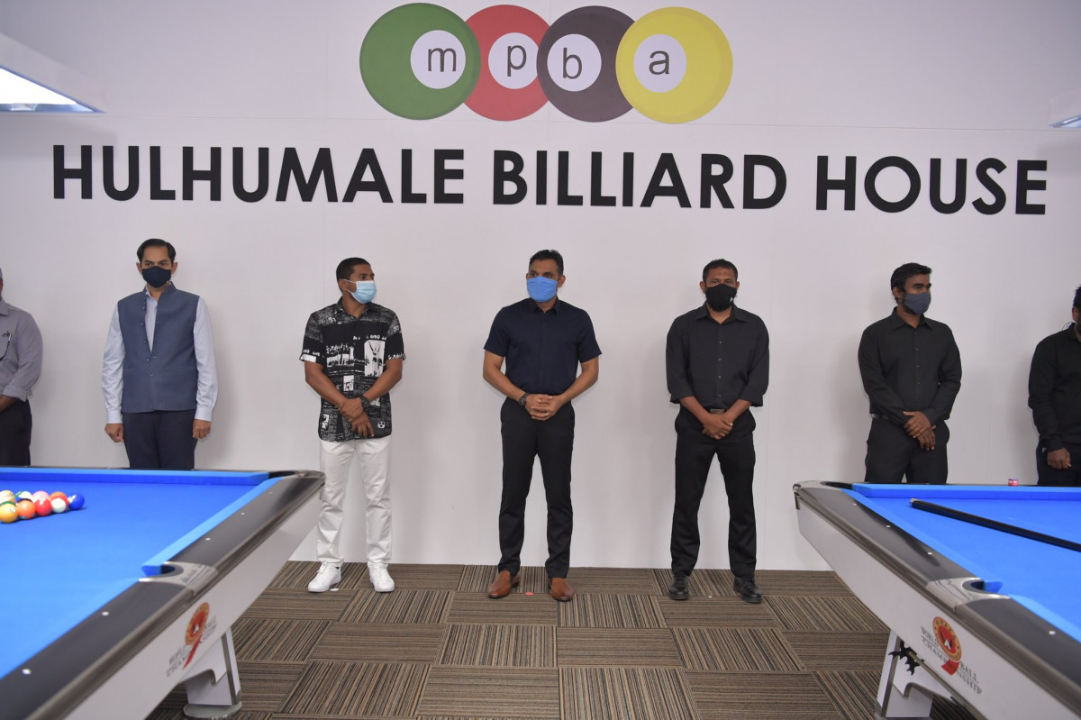 ހުޅުމާލޭ ބިލިއާޑް ހައުސް ހުޅުވުމުގެ ރަސްމިއްޔާތުގެ ތެރެއިން ނައިބު ރައީސް، ކުޅިވަރާއި ބެހޭ ވަޒީރު، އިންޑިއާގެ ހައި ކޮމިޝަނަރ އަދި ބިލިއާޑް އެސޯސިއޭޝަނުގެ އިސްވެރިން