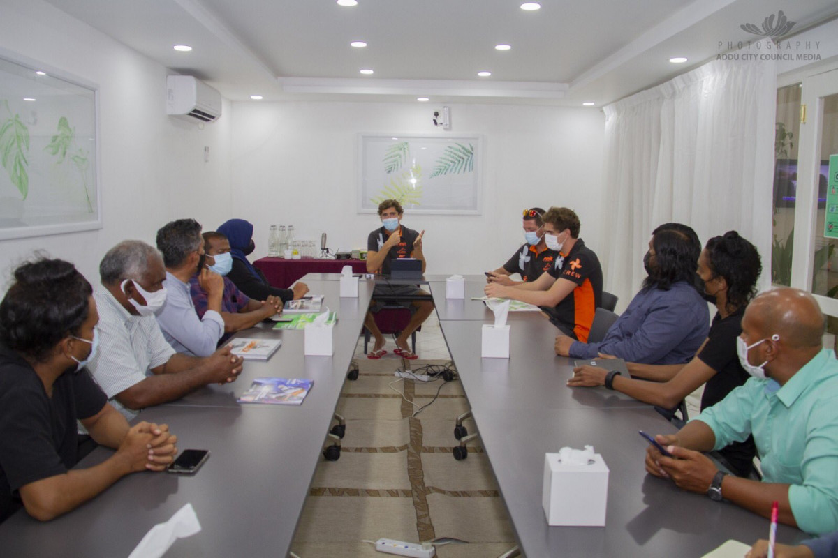 ބައިކް ވާރލްޑް ޗެމްޕިއަންޝިޕް އައްޑޫ ސިޓީގައި ބޭއްވުމާއި ގުޅޭގޮތުން މަޝްވަރާކުރުމަށް ބޭއްވި ބައްދަލުވުމުގެ ތެރެއިން