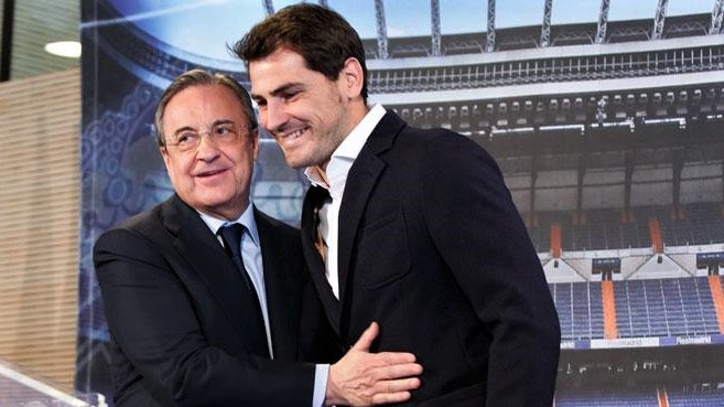 އިކާ ކަސިއަސް އާއި ފްލޮރެންޓީނޯ ޕެރޭޒް: ކަސިއަސް ވަނީ ކުޅުންތެރިއެއްގެ ގޮތުގައި ރެއާލާއެކު ކާމިޔާބު ސީޒަންތަކެއް ހޭދަކޮށްފައި