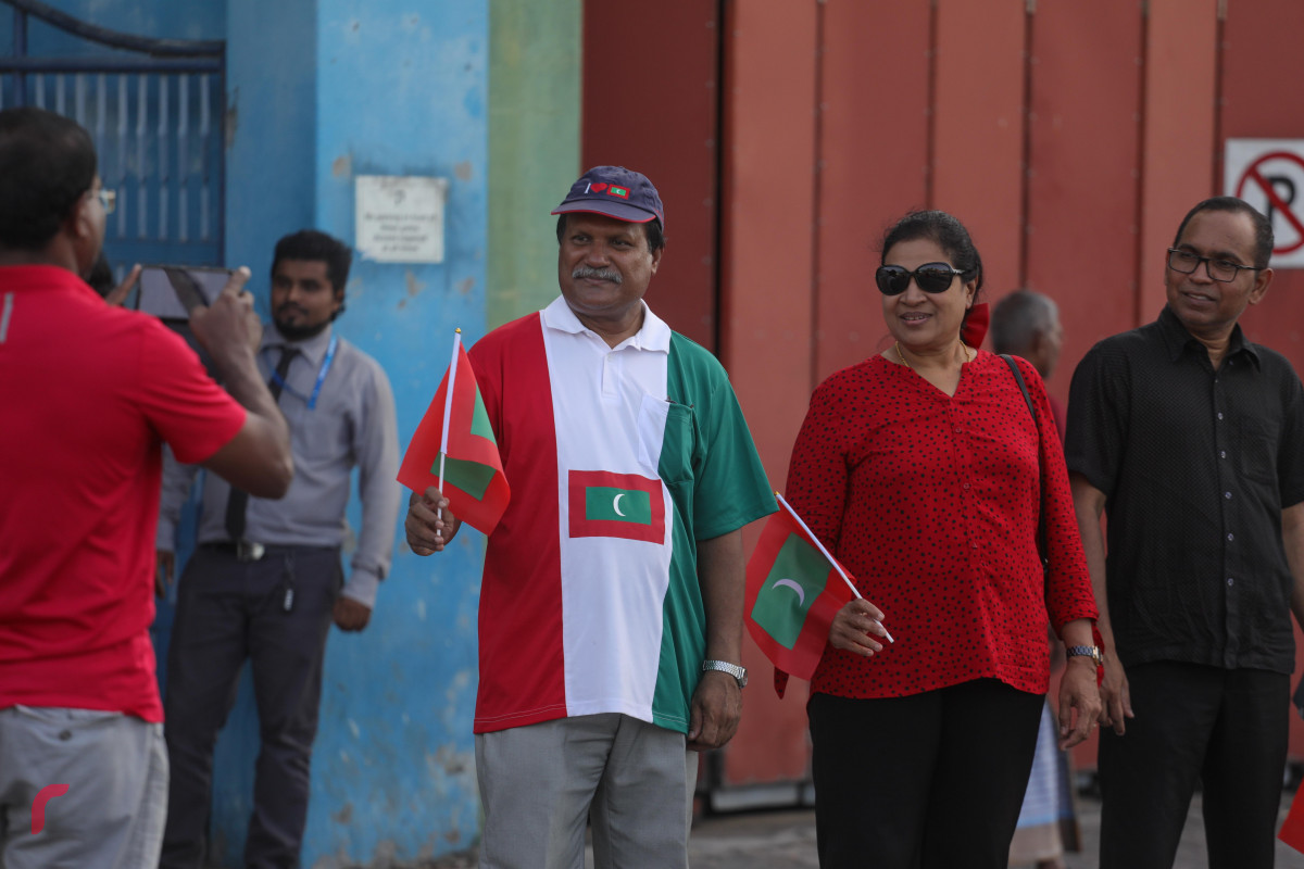 30 ޖުލައި 2019 -ބައިނަލްއަގްވާމީ ރަހުމަތްތެރިކަމުގެ ދުވަސް ފާހަގަކުރުމުގެ ގޮތުން ބޮޑުތަކުރުފާނު މަގުގައި ބޭއްވި އަތުގުޅާލުމުގެ ތެރެއިން-- ފޮޓޯ: ޝުއައިބް މުހައްމަދު