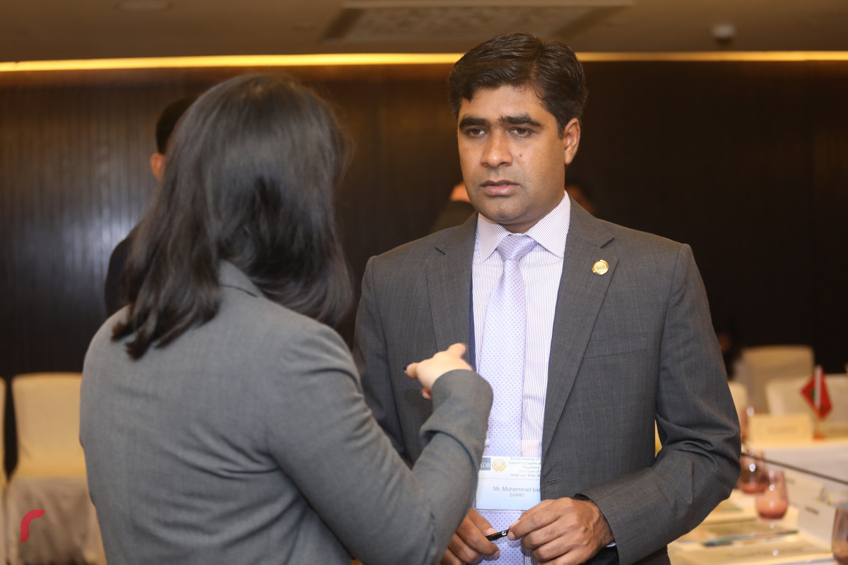 10 ޖޫން 2019 --ސާކް ކައުންސިލް އޮފް އެކްސްޕަރޓްސް އޮފް އެނާރޖީ ރެގިއުލޭޓަރސްގެ 4 ވަނަ ބައްދަލުވުން، މި ބައްދަލުވުން ޝަރަފްވެރި ކޮށްދެއްވީ އިކޮނޮމިކް މިނިސްޓަރ ފައްޔާޒް އިސްމާއިލް-- ފޮޓޯ: ޝުއައިބް މުހައްމަދު