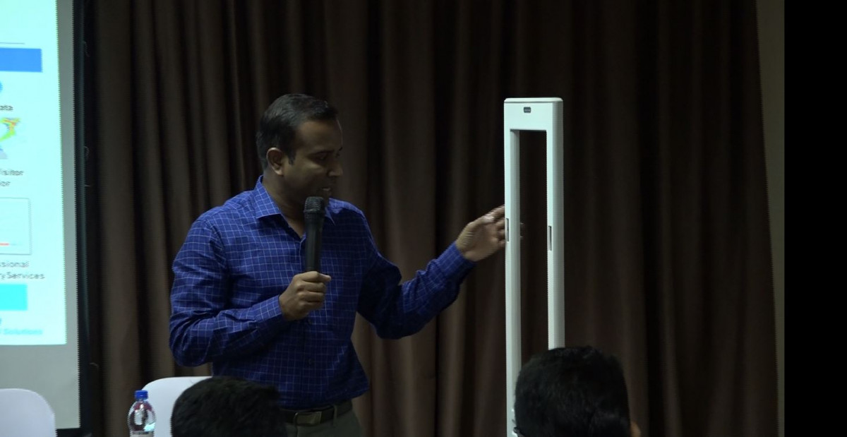 ފިހާރަތަކުގެ ސެކިއުރިޓީ ވަރުގަދަ ކުރުމަށް ގެންނަ މެޝިން