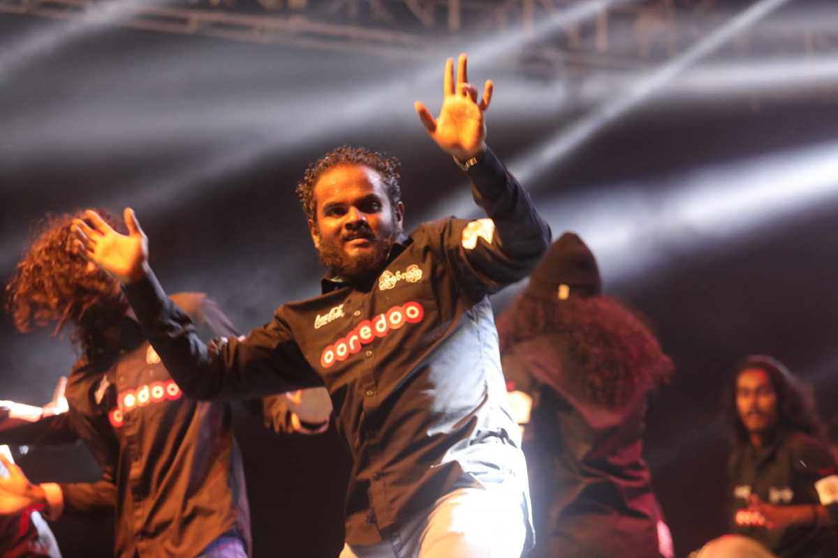 12 އޮގަސްޓު 2019/ހއ.ހޯރަފުށި --ޢީދު ޝޯވ ފުރިހަމަ ވެގެން ދިޔައީ ހަބޭސް ބޮޑުބެރު ގްރޫޕް ގެ ހަރަކާތްތަކާކާއި އެކުގައި--ފޮޓޯ: ޝުއައިބް މުހައްމަދު