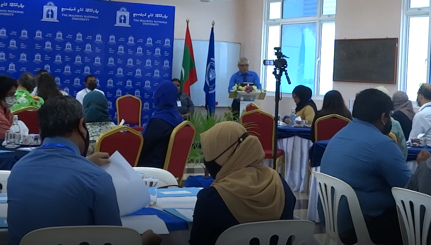 އެމްއެންޔޫއިން ހިންގި ވޯކްޝޮޕެއްގެ ތެރެއިން