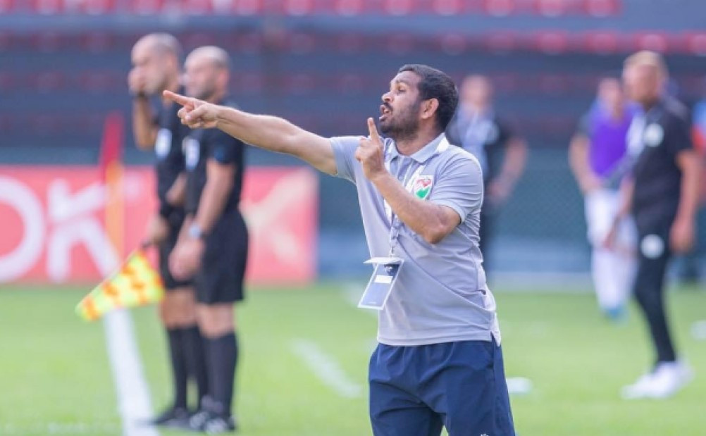 ޔޫވީގެ ކޯޗަކަަށް ހަމަޖެއްސި ޝާކިއްޓޭ މީގެ ކުރިން މެޗެއްގައި