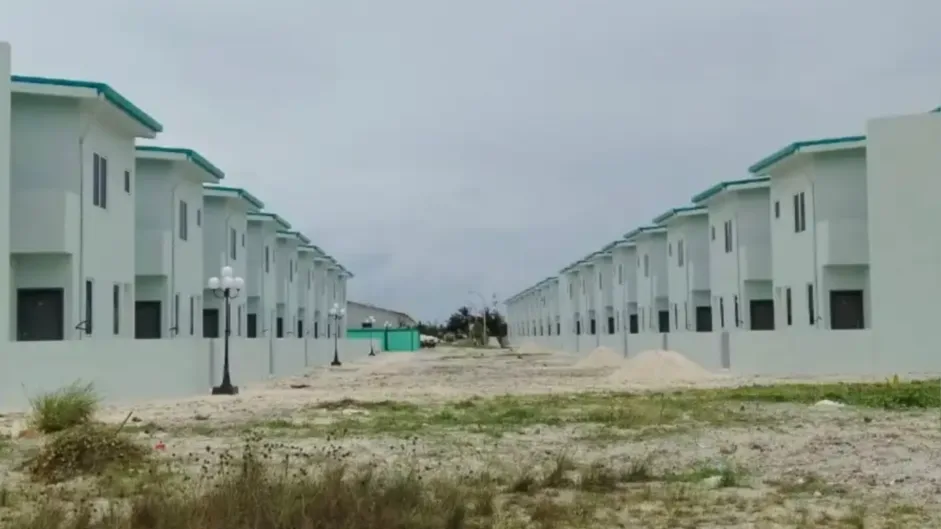 The row houses established in Dhidhdhoo.