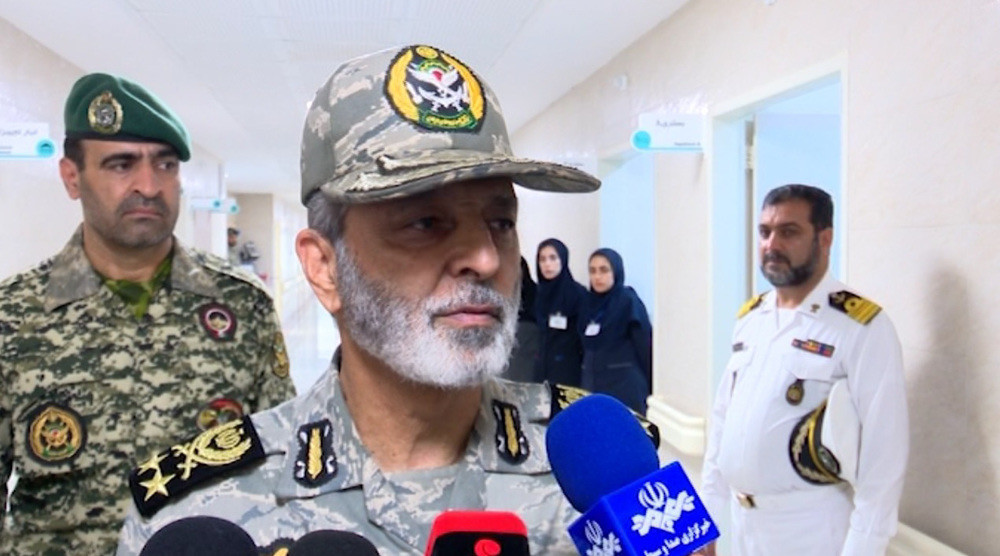 އީރާނުގެ ސިފައިންގެ އެންމެ އިސް ވެރިޔާ މޭޖަރ ޖެނެރަލް އަބްދުލްރަހީމް މޫސަވީ 2024 ވަނަ އަހަރުގެ އޯގަސްޓް މަހުގެ 7 ވަނަ ދުވަހު ނޫސްވެރިންނާ ވާހަކަދައްކަވަނީ