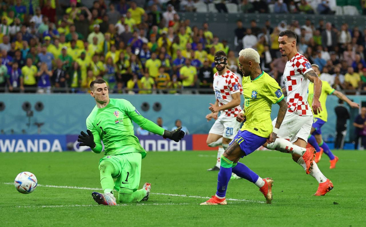 ބްރެޒިލް އަދި ކްރޮއޭޝިއާ ކުޅުނު މެޗުގެ ތެރެއިން - ފޮޓޯ: ރޮއިޓާސް