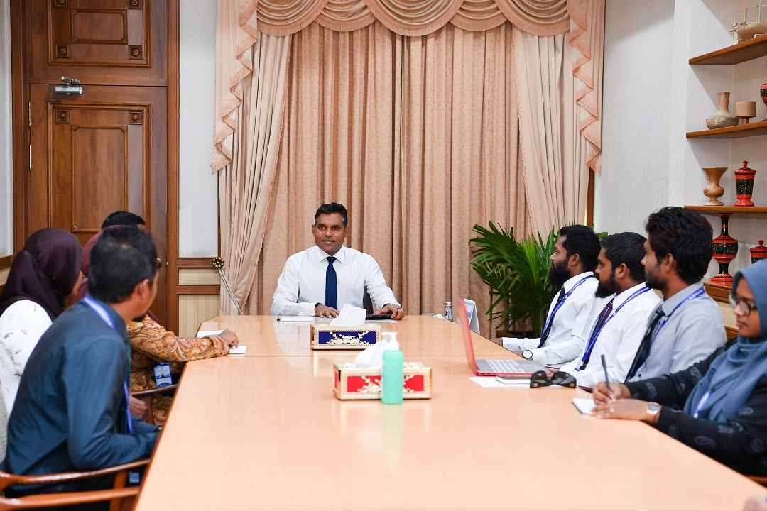 Vice President Faisal Naseem met with the Mahibadhoo Councilors, on Wednesday morning, at the President’s Office.