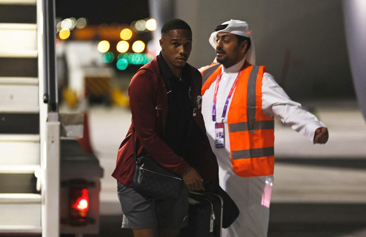 ފީފާ ވޯލްޑް ކަޕް - ގަތަރު ޓީމު ދޯހާއަށް ދަތުރުކުރުން