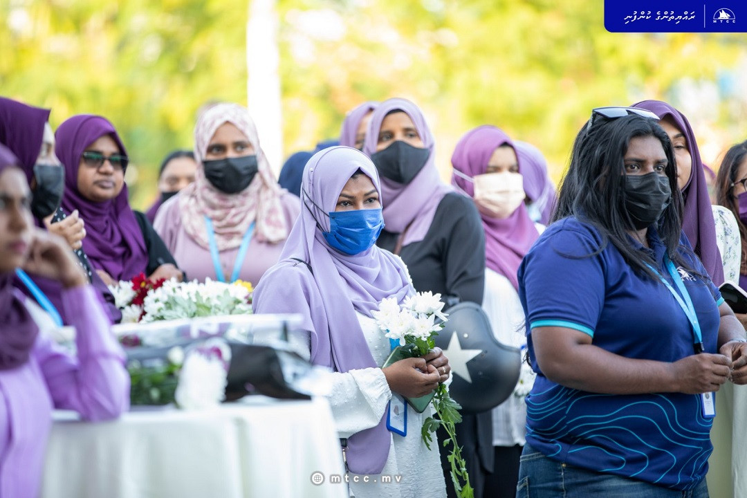 ހުވަނަރު ބަސް ޑްރައިވަރ ތަމްރީން ޕްރޮގްރާމް އިފްތިތާހުކުރުން