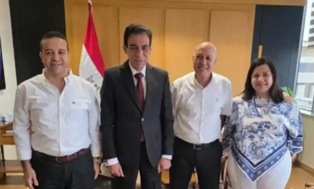 ދިވެހިރާއްޖޭގައި ބަންދުކޮށްފައި ހުރި މިޞްރުގެ ރައްޔިތަކު މިނިވަންކޮށް، އޭނާ އަނބުރާ ޤައުމަށް ފޮނުވާލުމުގެ އިންތިޒާމުތައް އެ ޤައުމުގެ ފޮރިން މިނިސްޓްރީން ހަމަޖައްސައިފި