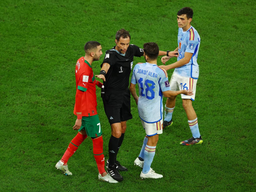 މޮރޮކޯ އަދި ސްޕެއިން ކުޅުނު މެޗުގެ ތެރެއިން - ފޮޓޯ: ރޮއިޓާސް