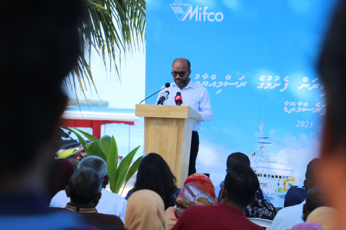 މިފްކޯގެ އައު ބޯޓު ގެނައުމުގެ ރަސްމިއްޔާތުގައި ފިނޭންސް މިނިސްޓަރު އިބްރާހީމް އަމީރު ވާހަކަފުޅު ދައްކަވަނީ