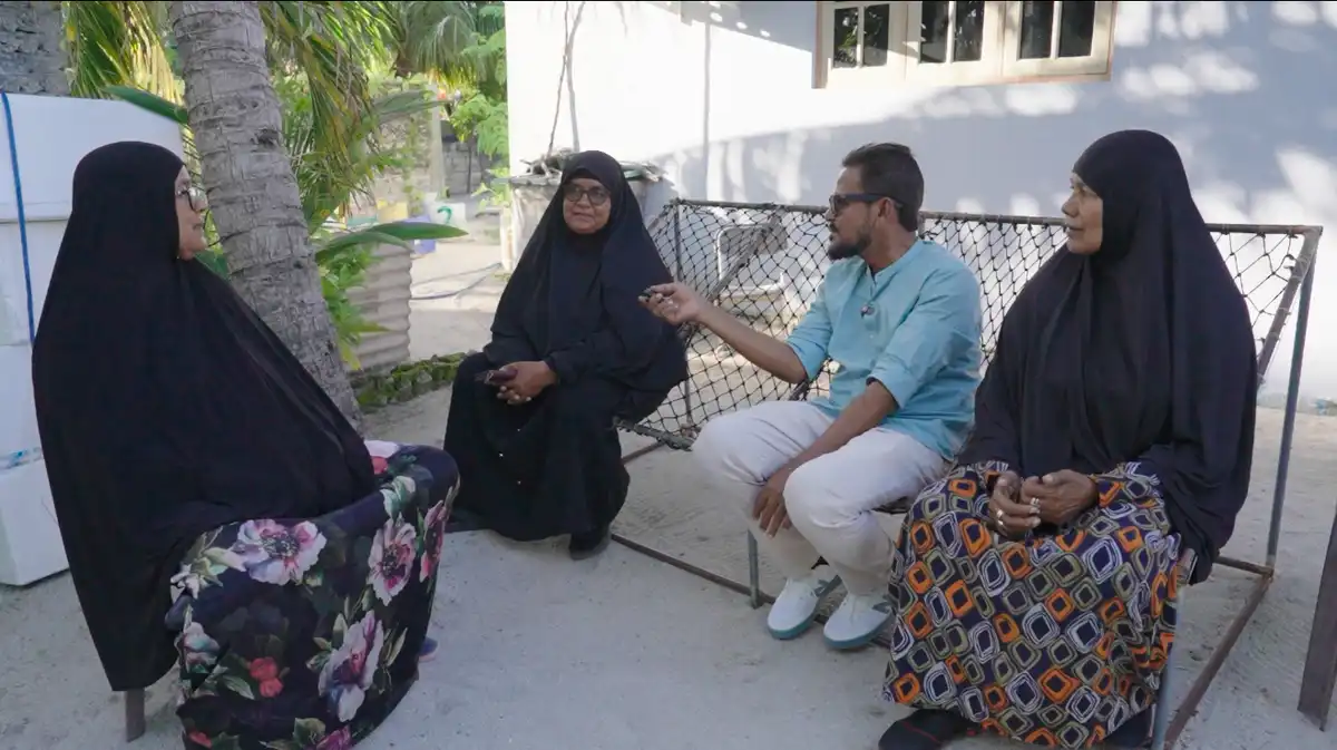 From the "Haalu Kihineh?" program in B. Hithaadhoo.