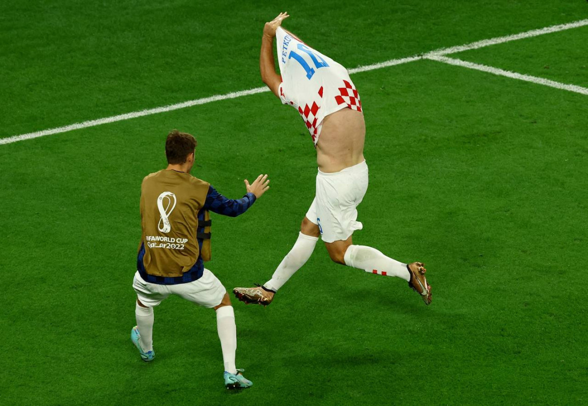 ބްރެޒިލް އަދި ކްރޮއޭޝިއާ ކުޅުނު މެޗުގެ ތެރެއިން - ފޮޓޯ: ރޮއިޓާސް