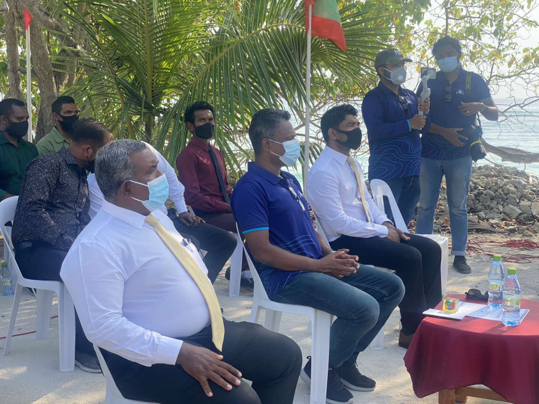 ހއ. ދިއްދޫ ބަނދަރު ބޮޑުކުރުމާއި ޖެޓީ ހެދުމަށް ސައިޓް މޯބަލައިޒް ކުރުމަށް ބޭއްވި ރަސްމިއްޔާތުގެ ތެރެއިން