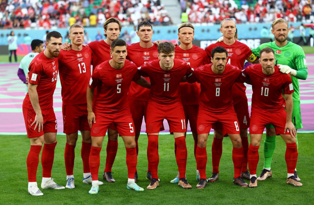 ޑެންމާކު އަދި ޓިއުނީޝިޔާ ކުޅުނު މެޗުގެ ތެރެއިން, ޑެންމާކު ޓީމުގެ ކުޅުންތެރިން: ފޮޓޯ - ރޮއިޓާސް  