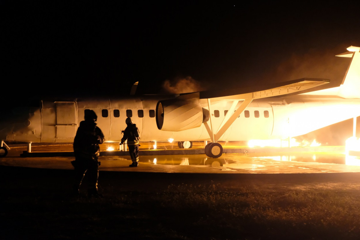 ފުރަތަމަ އޮޓޮމެޓިކް ފަޔަރ ސިމިއުލޭޓަރ ހިމެނޭގޮތަށް އޭވިއޭޝަން އެކަޑަމީ އިފްތިތާހުކުރުމުގެ ރަސްމިއްޔާތުގެ ތެރެއިން - ފޮޓޯ: ރީޖަނަލް އެއަރޕޯޓްސް