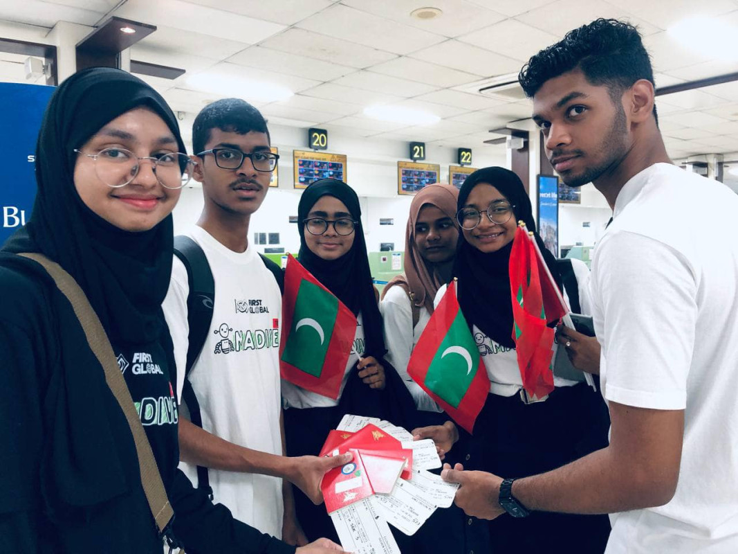 ސިންގަޕޯރ ގައި އޮންނަ "ފަސްޓް ގްލޯބަލް ރޮބޮޓް ޗެލެންޖްގައި ރާއްޖެއިން ބައިވެރިވާ ދަރިވަރުން