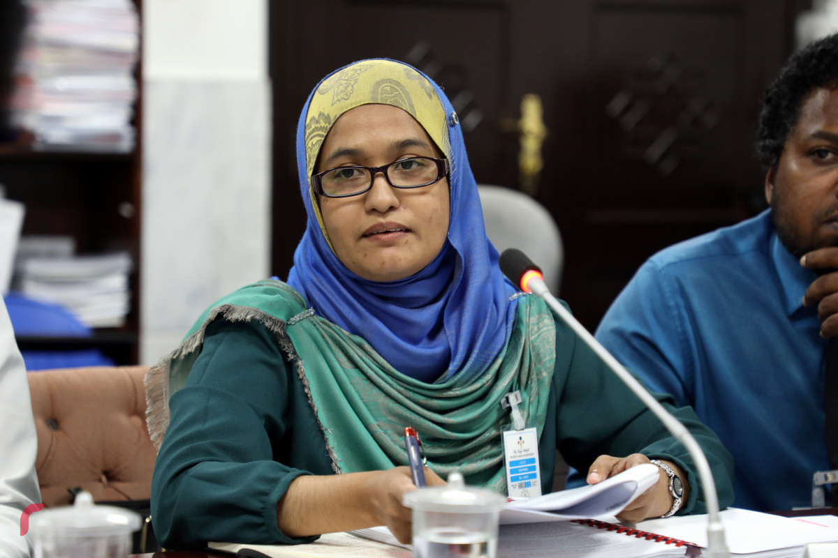 23 ވަނަ އެންވާރަމެންޓް އެންޑް ކްލައިމެޓް ޗޭންޖް ކޮމެޓީގެ ތެރެއިން -- ފޮޓޯ : ޔޫސުފް ސޮފްވާން