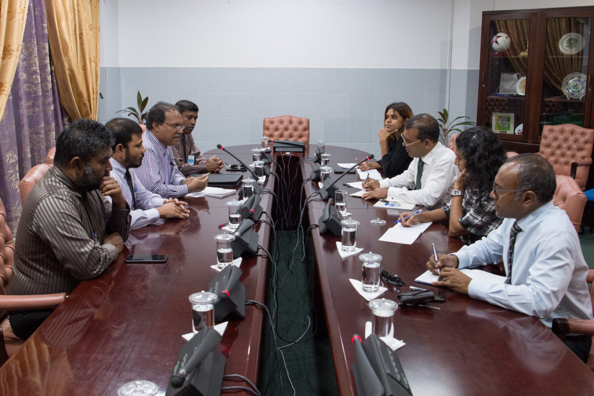 ސިވިލް ސަރވިސް ކޮމިޝަންގެ މެމްބަރުންނާއި ރައްޔިތުންގެ މަޖިލީހުގެ ރައީސް ބައްދަލުކުރެއްވުން