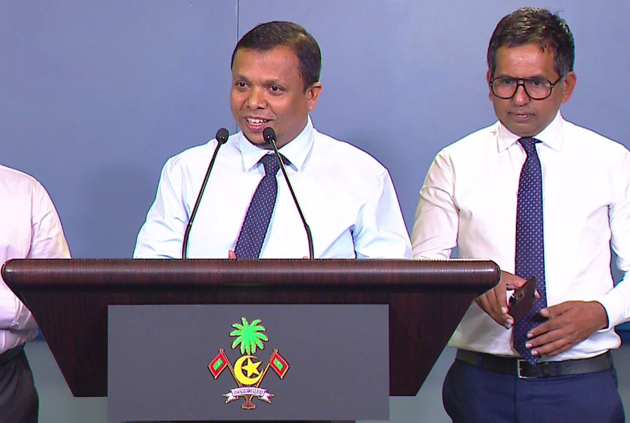 Press conference held at the President's Office
