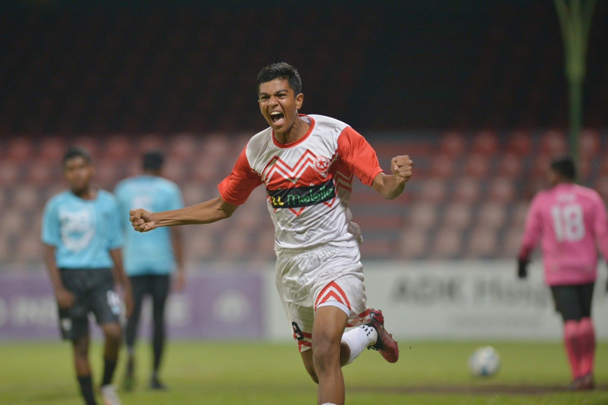 އިންޓަ ސްކޫލް 15 އަހަރުން ދަށުގެ ފުޓުބޯޅަ މުބާރާތުގެ ތެރެއިން