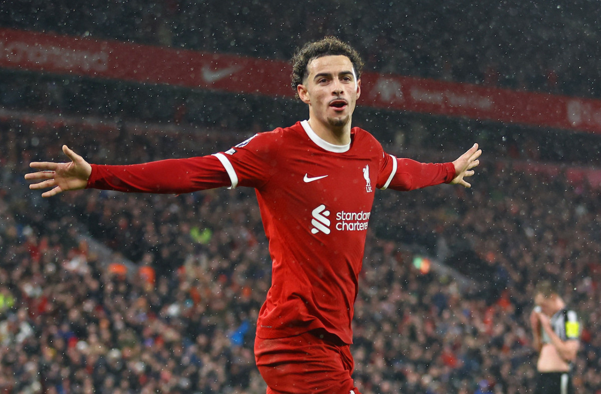 ލިވަޕޫލްގެ ދެވަނަ ލަނޑު ޖެހުމަށްފަހު ޖޯންސް