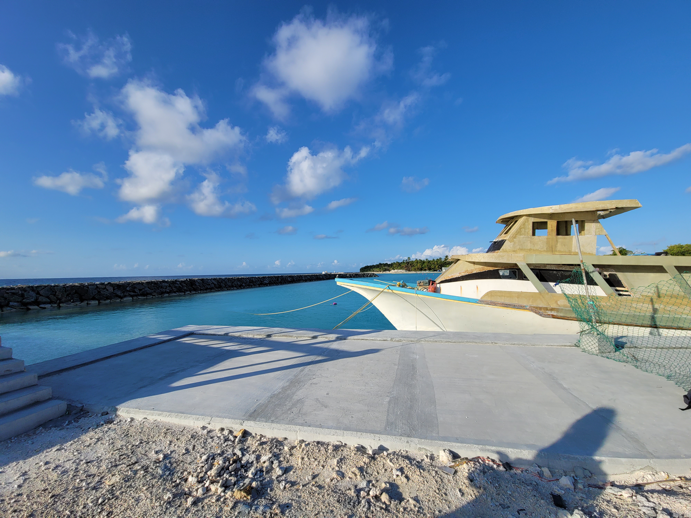 ލ. އިސްދޫ ބަނދަރު