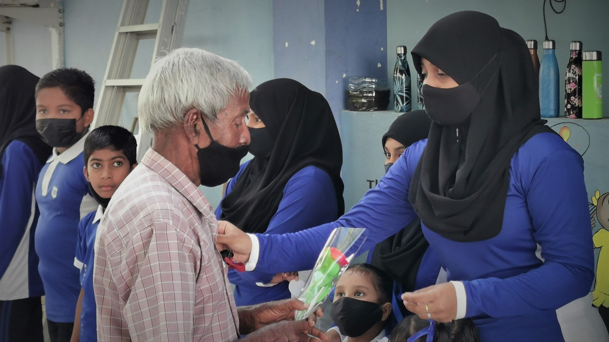 ގައުމީ މާމަ، ކާފަ ދުވަސް ފާހަގަ ކުރުމުގެ ގޮތުން ދޮންފަނު ސްކޫލުން ކުރިޔަށް ގެންދިޔަ ހަރަކާތްތަކުގެ ތެރެއިން - ފޮޓޯ: ދޮންފަނު ސްކޫލް