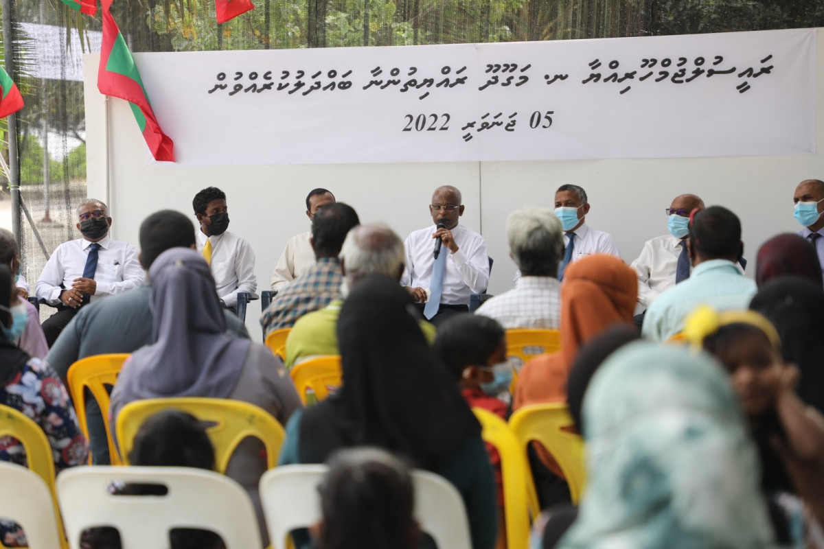 މަގޫދޫ ރައްޔިތުންނާ ބައްދަލު ކުރައްވައި ރައީސް ވާހަކަފުޅު ދައްކަވަނީ