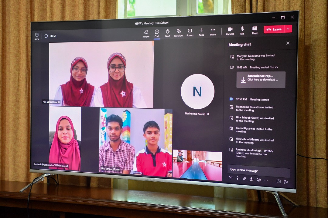 ފަރސްޓް ގްލޯބަލް ޗެލެންޖް 2023ގައި ބައިވެރިވާ ހިރާ ސްކޫލްގެ ދަރިވަރުންނާ ނައިބު ރައީސް ބައްދަލުކުރެއްވުން - ފޮޓޯ: ރައީސް އޮފީސް