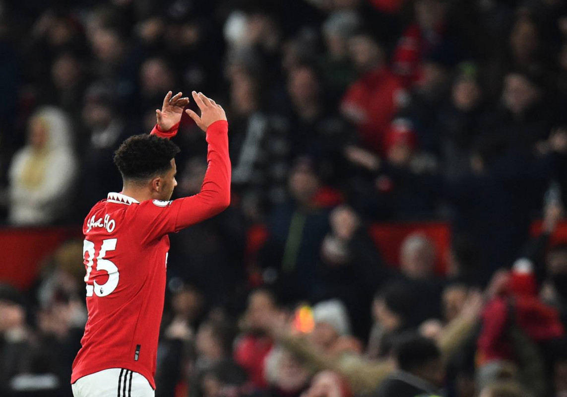 މެޗުގައި ލަނޑު ޖެހުމަށް ފަހު ސަންޗޯ އުފާ ފާޅުކުރަނީ