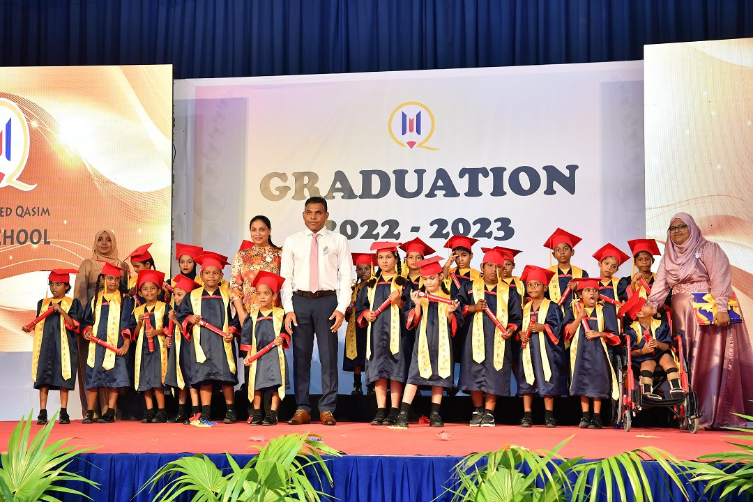 ނައިބުރައީސް، މުހައްމަދު ގާސިމް ޕްރީސްކޫލްގެ ދަސްވެނިވުމުގެ ހަފުލާގައި ބައިވެރިވެވަޑައިގެންނެވުން