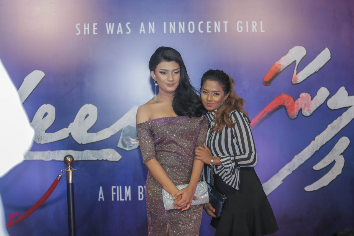 23 ޖުލައި 2019 --"ލީނާ" ގެ ރެޑް ކާޕެޓް އިން މަޝްހޫރު ބައެއް ދިވެހި ފަންނާނުން-- ފޮޓޯ: ޝުއައިބް މުހައްމަދު