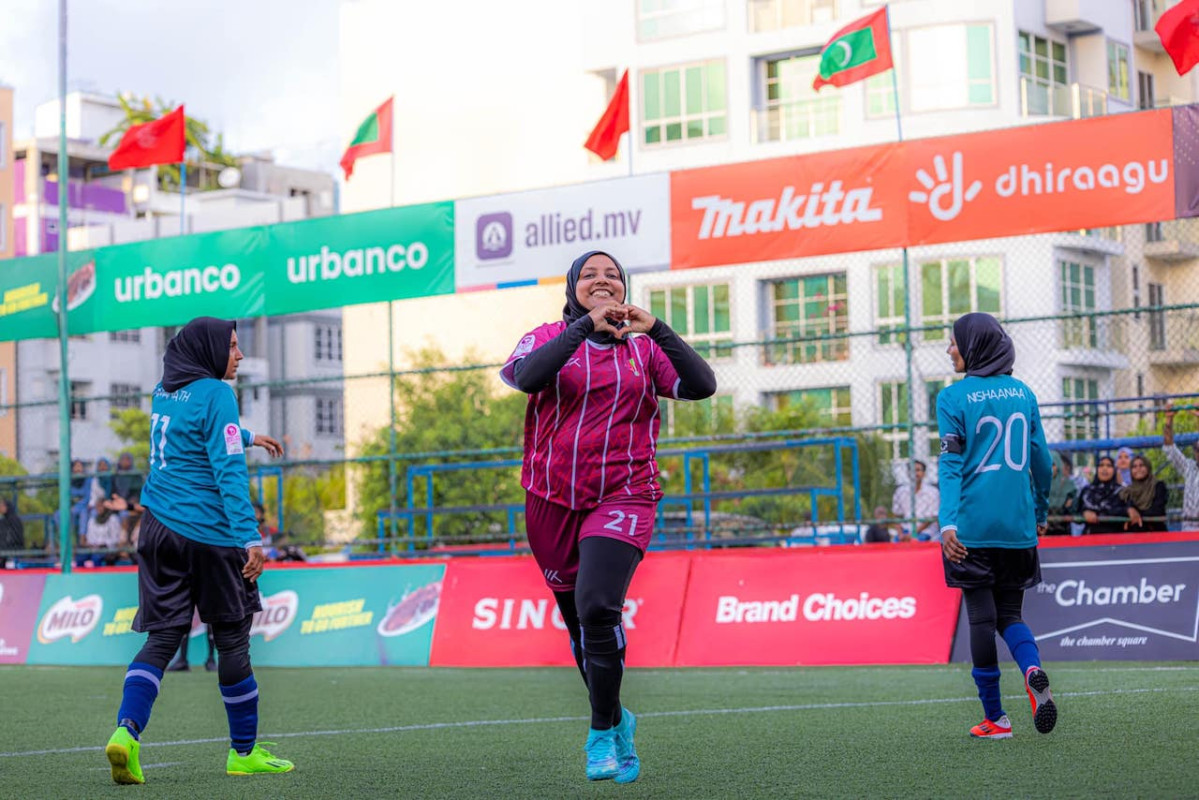 މީރާ ކޮޅަށް ލަނޑުޖެހުމަށްފަހު ޔޫތު މިނިސްޓްރީ ކުޅުންތެރިން: ފޮޓޯ-ޔޫތް މިނިސްޓްރީ