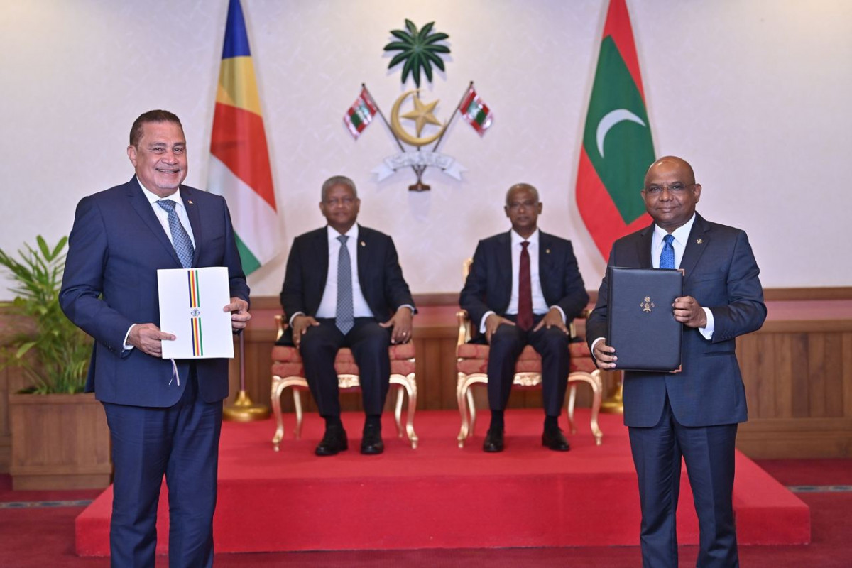 އެއްބަސްވުންތަކުގައި ސޮއިކުރެއްވި ރަސްމިއްޔާތުގެ ތެރެއިން