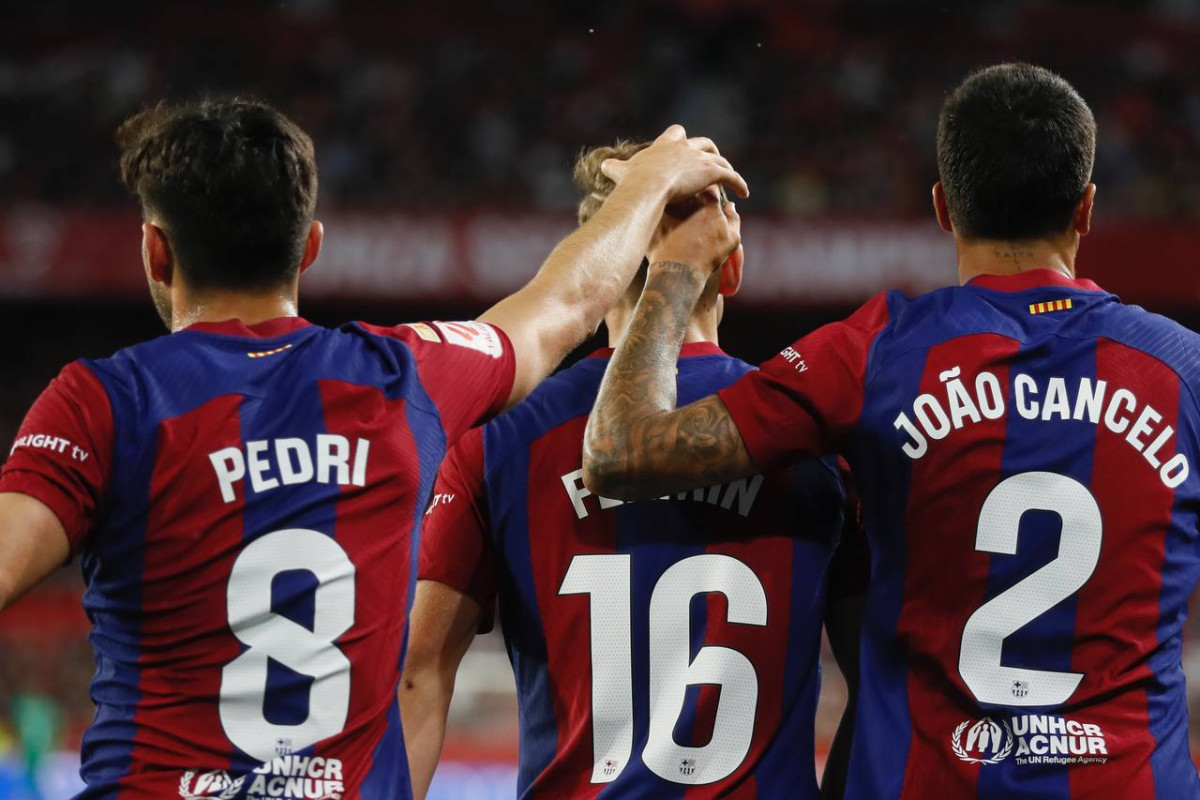 މެޗުގައި ލަނޑު ޖެހުމަށްފަހު ބާސެލޯނާގެ ކުޅުންތެރިން އުފާ ފާޅު ކުރަނީ