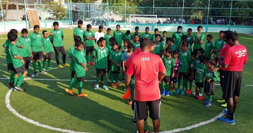 ނިލަންދޫ ސްޕޯޓްސް އެކަޑަމީގެ ފަރިތަކުރުންތަކުގެ ތެރެއިން