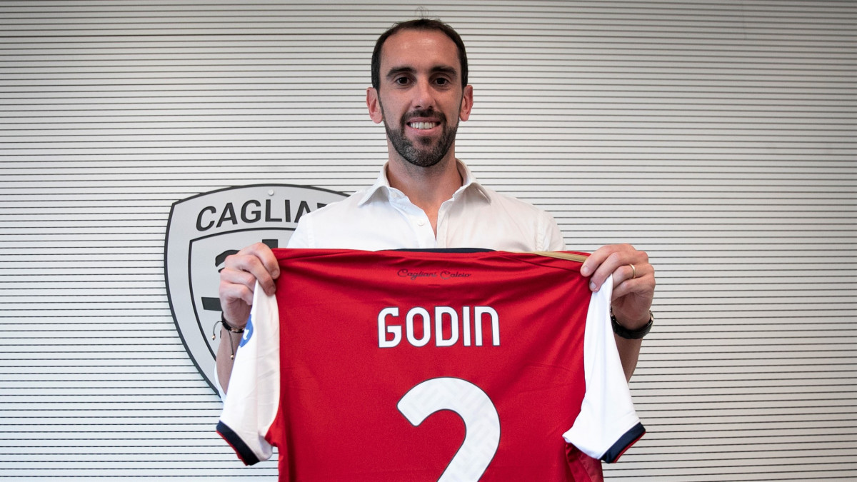 ކަލިއާރީއާ ގުޅުނު އުރުގުއޭގެ ތަޖުރިބާކާރު ޑިފެންޑަރު ޑިއޭގޯ ގޮޑިން