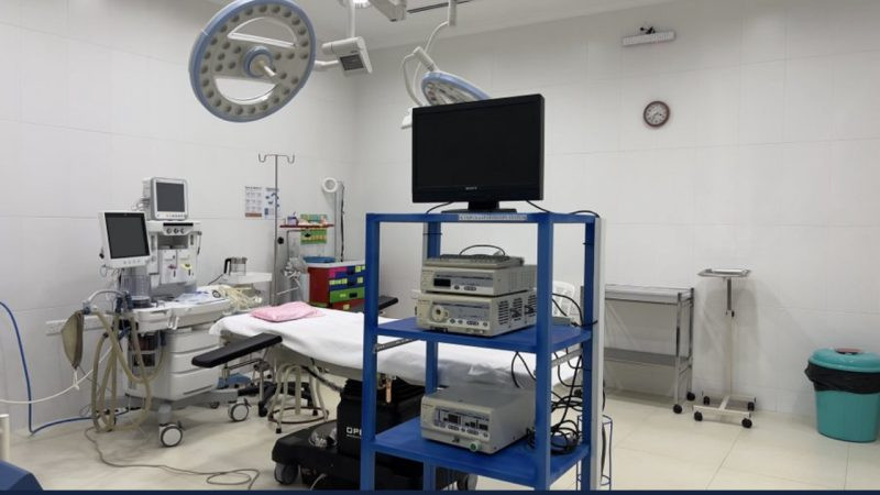 ކޭއާރްއެޗްގައި ލެޕަރޮސްކޯޕިކް އޮޕަރޭޝަން ކުރަން ފެށުން