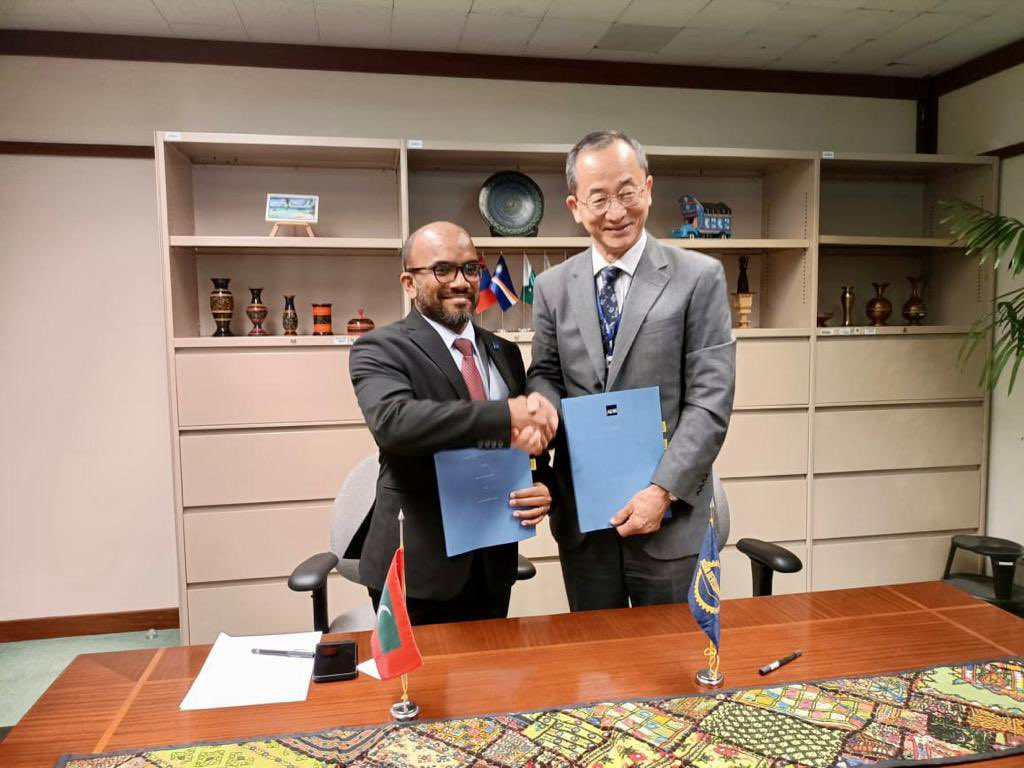 އޭޑީބީ އާއި ފިނޭންސް މިނިސްޓްރީއާ ދެމެދު އެއްބަސްވުމުގައި ސޮއި ކުރުމަށް ބޭއްވި ރަސްމިއްޔާތު