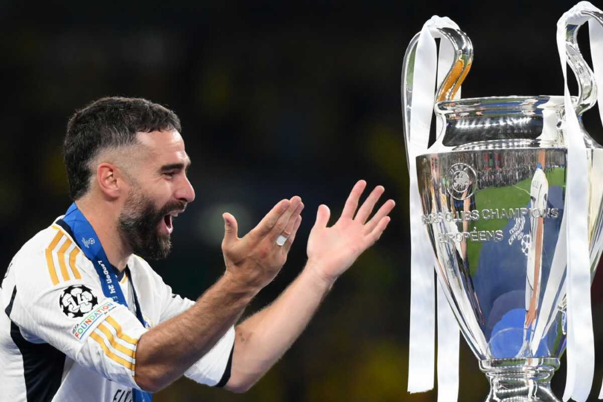 ރެއާލަށް ކުޅެމުން އަންނަ ޑެނީ ކާވަހާލް