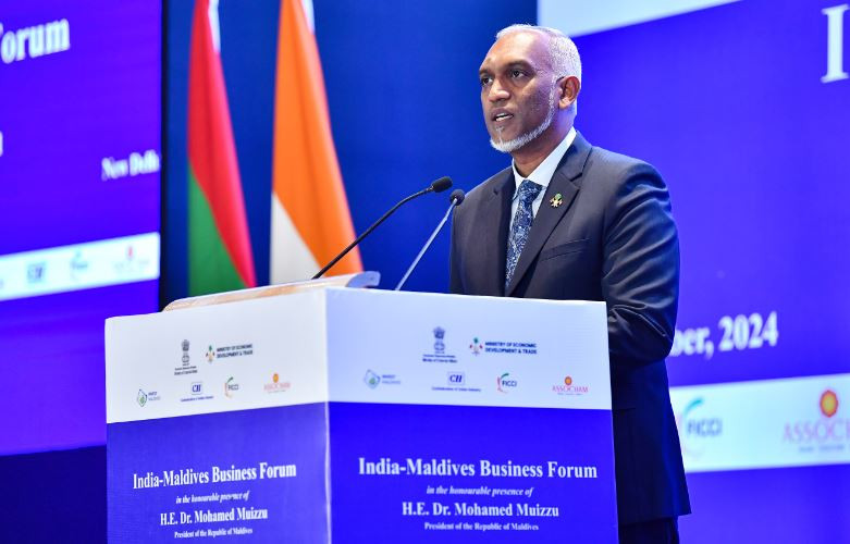 ރައީސް ޑރ.މުހައްމަދު މުއިއްޒު "އިންޑިއާ- މޯލްޑިވްސް ބިޒްނަސް ފޯރަމް" ގައި ތަޤުރީރުކުރައްވަނީ