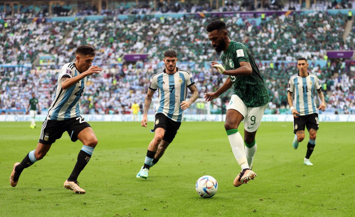 އާޖެންޓީނާ އަދި ސައޫދީ އަރަބިއްޔާ ކުޅުނު މެޗުގެ ތެރެއިން: ފޮޓޯ - ރޮއިޓާސް 